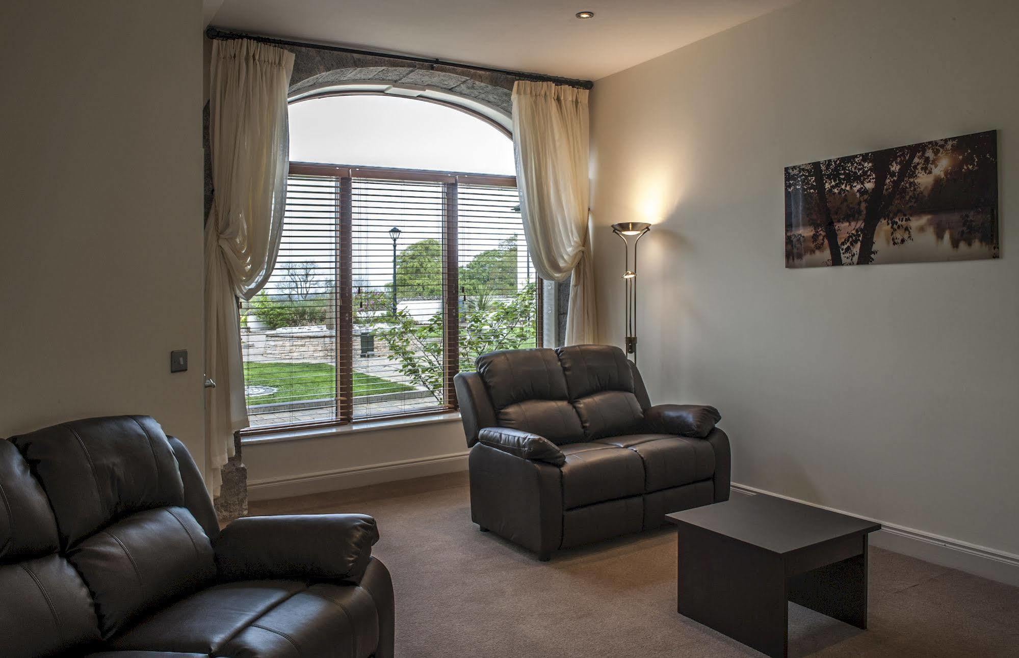 New Forest Estate Lodges Tyrrellspass Dış mekan fotoğraf